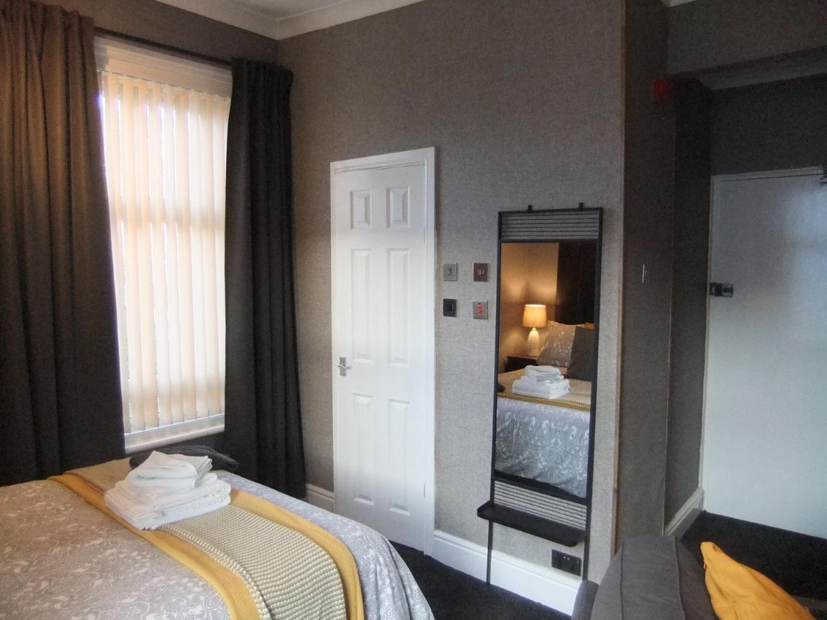 Appartement Dewsbury House à Blackpool Extérieur photo