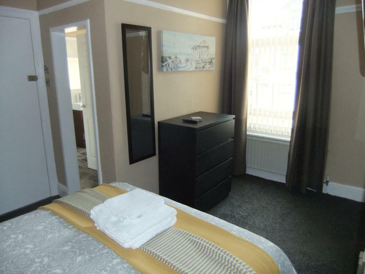Appartement Dewsbury House à Blackpool Extérieur photo